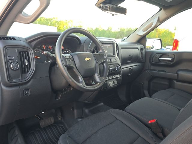 2025 Chevrolet Silverado 1500 WT:C02608