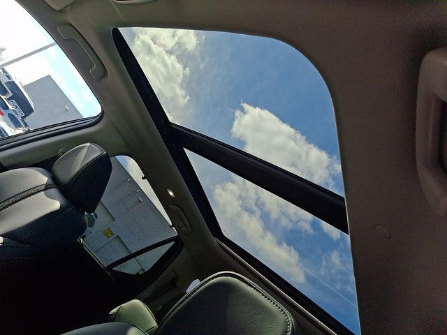 used 2025 Honda Pilot car, priced at $46,499