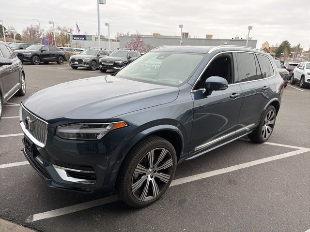 2024 Volvo XC90 B6 Ultimate Bright Theme 7-Passenger AWD