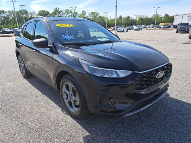 Black Metallic 2025 Ford Escape ST-Line FWD SUV / Crossover Front-Wheel Drive 8-Speed Automatic