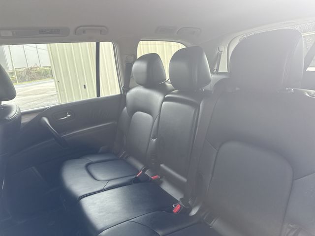 Used 2024 Gray Nissan SV image 15