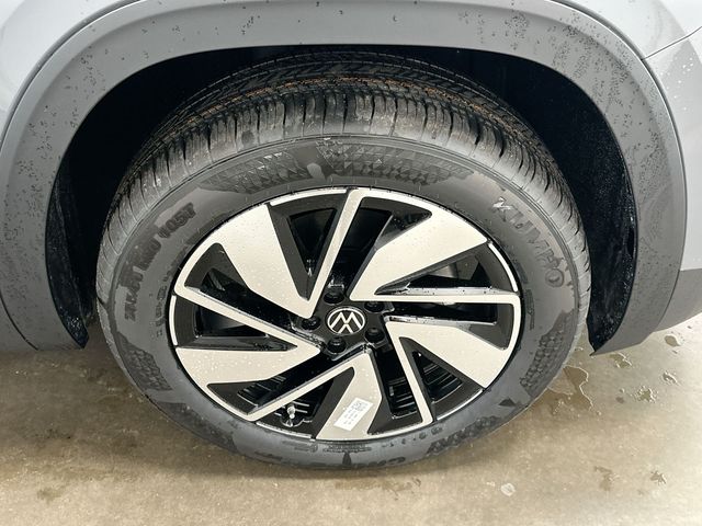 2026 Volkswagen Atlas 2.0T SE w/Technology Gray at Sutliff Volkswagen