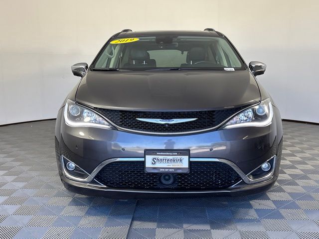 Used 2019 Chrysler Pacifica Van