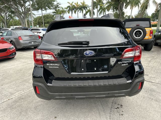 2019 Subaru Outback - $15,177