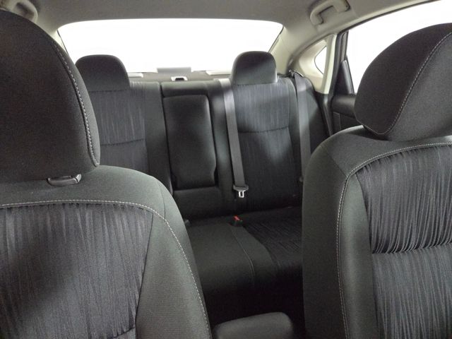 2019 Nissan Sentra SV photo 17
