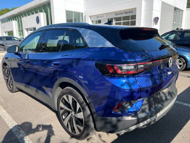 2022 Volkswagen ID.4 Pro S Blue at Sutliff Volkswagen
