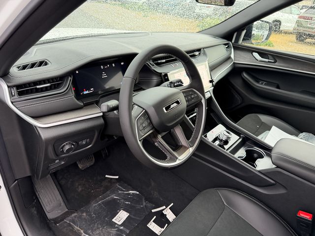 new 2026 Jeep Grand Cherokee car, priced at $36,930