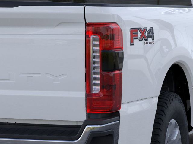 2024 Ford F-350SD XLT 21