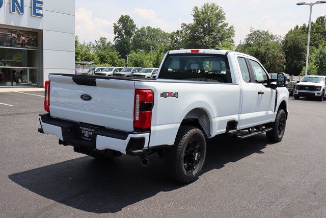 new 2025 Ford F-350SD car, priced at $51,235
