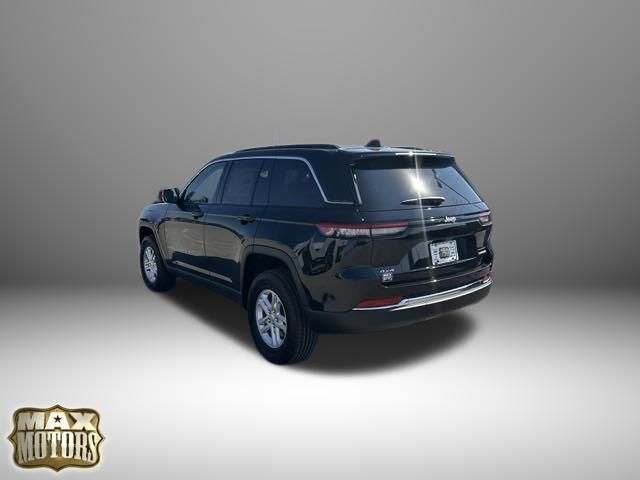 2025 Jeep Grand Cherokee  5