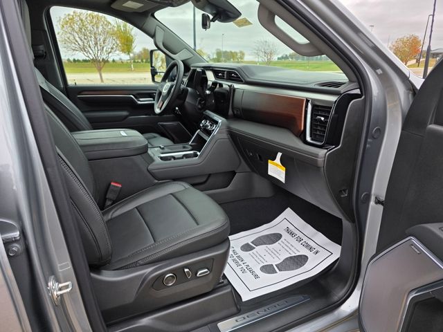 2026 GMC Sierra 3500HD Denali