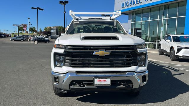 2024 Chevrolet Silverado 3500HD Work Truck 3