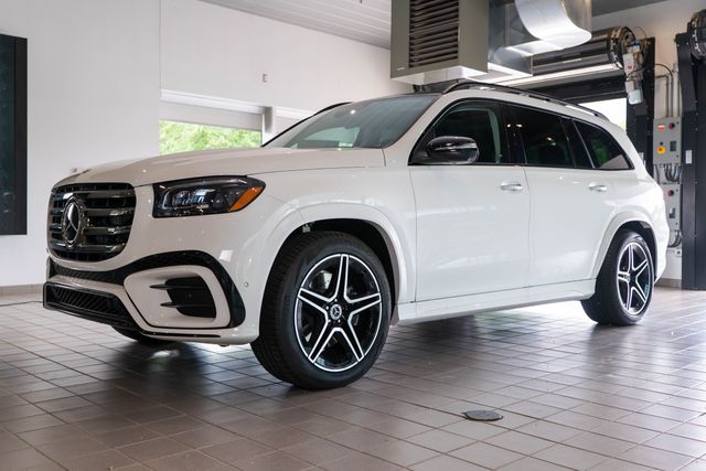 New 2026 Mercedes-benz GLS SUV