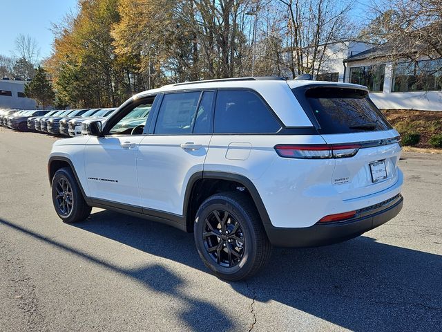 New 2025 White Jeep Altitude X image 2
