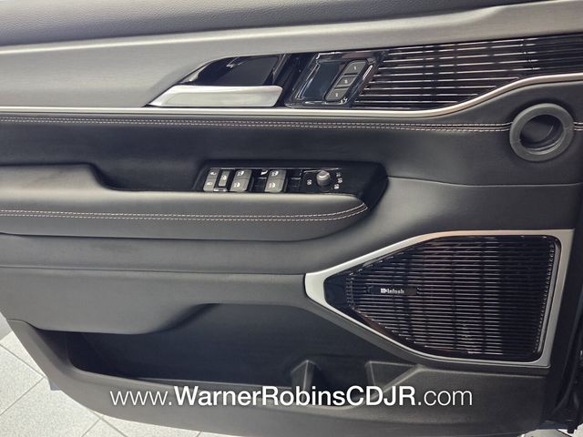 New 2026 Blue Jeep Limited Altitude image 28