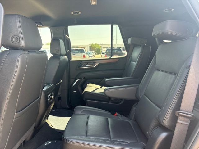 Used 2025 GMC Yukon SUV