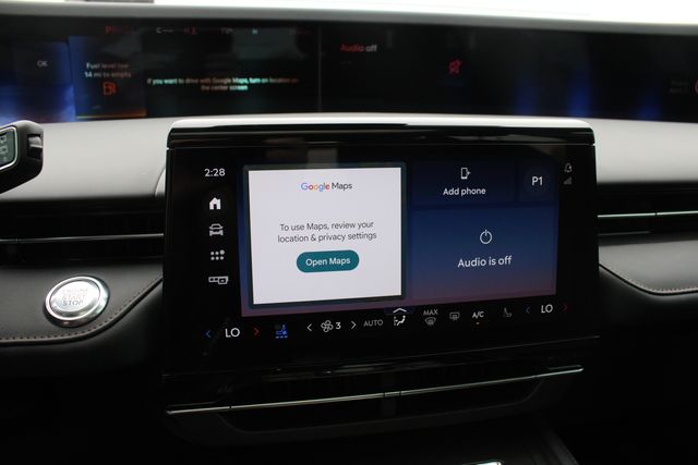 New 2026 White Lincoln Reserve image 17