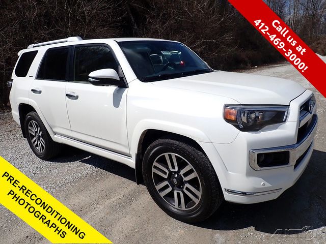 White (Blizzard Pearl) 2022 Toyota 4Runner Limited 4WD SUV / Crossover All-Wheel Drive 5-Speed Automatic