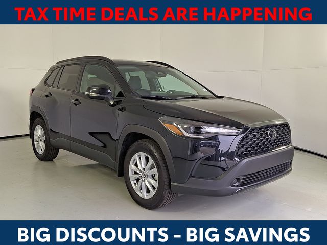 2025 Toyota Corolla Cross LE FWD