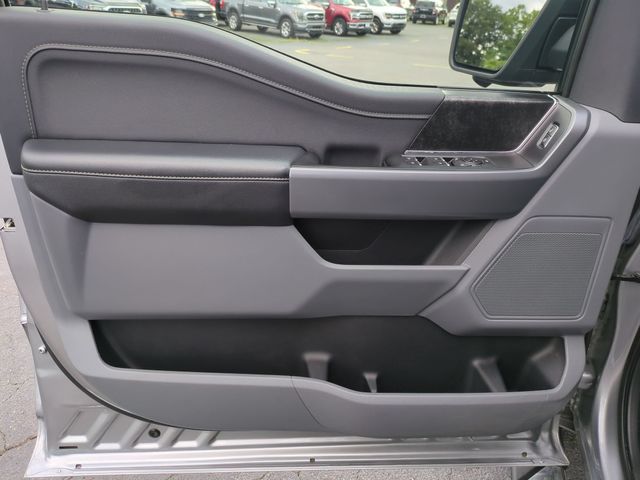 Used 2022 Silver Ford XLT image 12