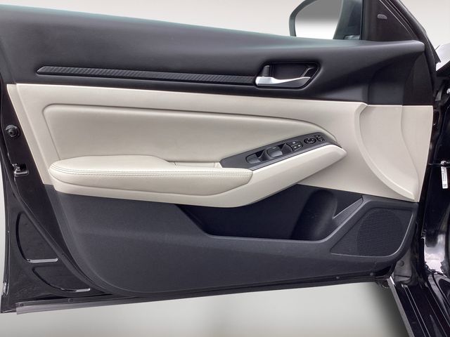 Used Car 2024 Nissan Altima  2.5 Sv For Sale Under $25,000 In San Antonio, Texas