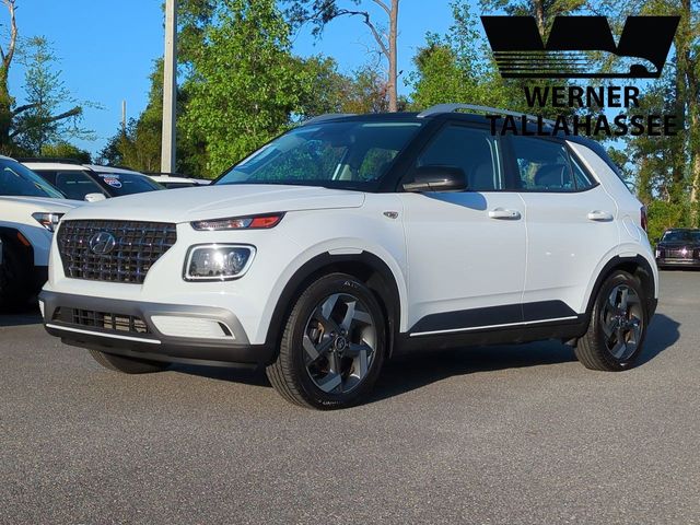 Ceramic White 2022 Hyundai Venue Limited FWD SUV / Crossover Front-Wheel Drive Continuously Variable Transmission
