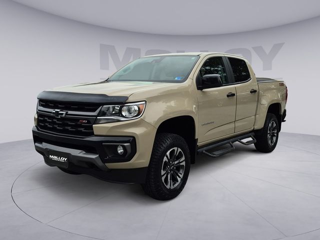 Sand Dune Metallic 2021 Chevrolet Colorado Pickup Truck Four-Wheel Drive 8-Speed Automatic