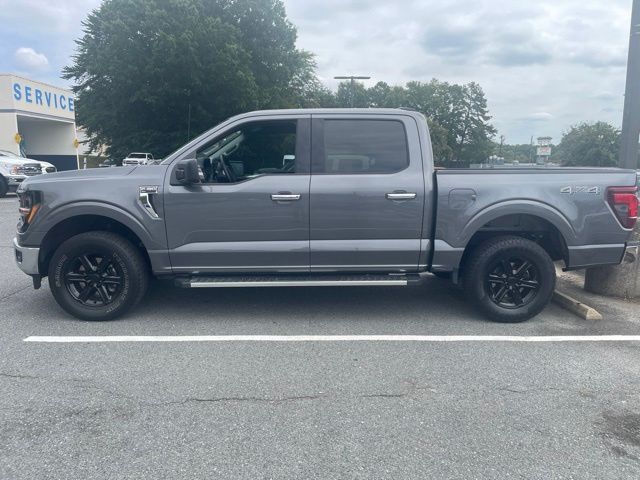 Used 2025 Gray Ford XLT image 2