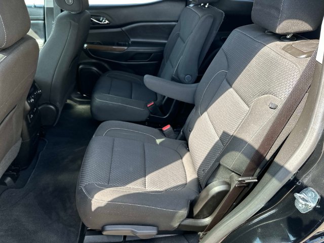 2023 GMC Acadia #11