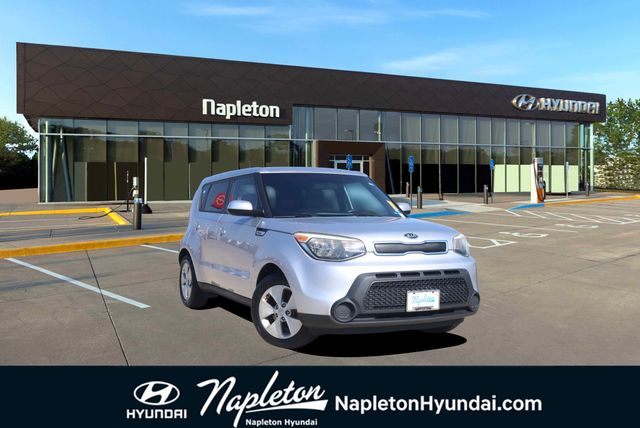 Bright Silver 2015 Kia Soul Base Wagon Front-Wheel Drive 6-Speed Automatic