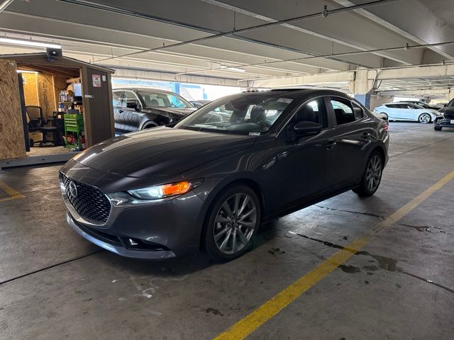 2025 Mazda MAZDA3 Gris (Machine Gray Metallic) Sedán Tracción delantera 6 velocidades Automática