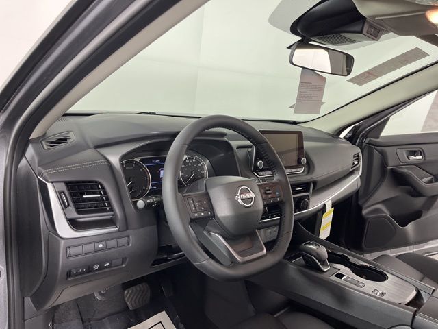 2025 Gun Metallic Nissan Rogue SV FWD SUV