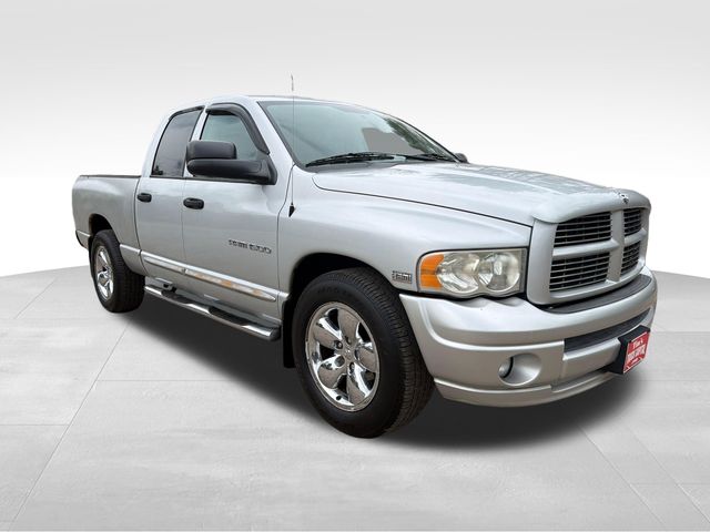 Silver 2005 Dodge RAM 1500 SLT Quad Cab RWD Pickup Truck Rear-Wheel Drive 5-Speed Automatic