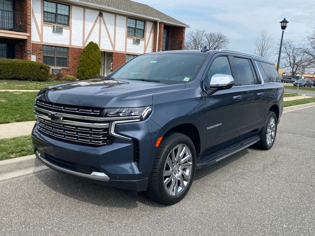 Shadow Gray Metallic 2021 Chevrolet Suburban Premier 4WD SUV / Crossover Four-Wheel Drive Automatic