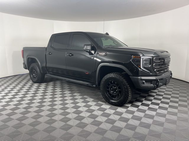 2023 GMC Sierra 1500 AT4X 2