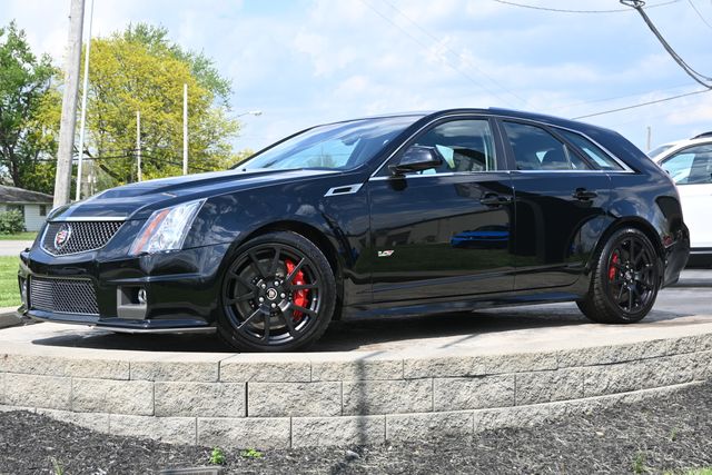 Black Raven 2014 Cadillac CTS-V Wagon RWD Wagon Rear-Wheel Drive 6-Speed Automatic