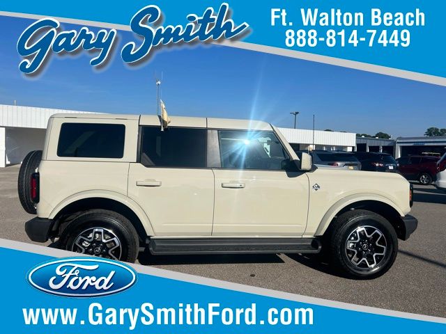 2025 Ford Bronco Outer Banks 4x4's photo