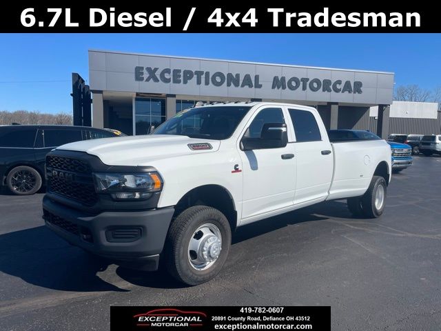 2024 RAM 3500 Tradesman Crew Cab LB DRW 4WD