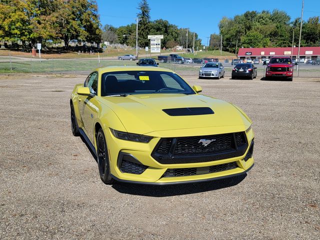 New 2025 Yellow Ford GT image 3