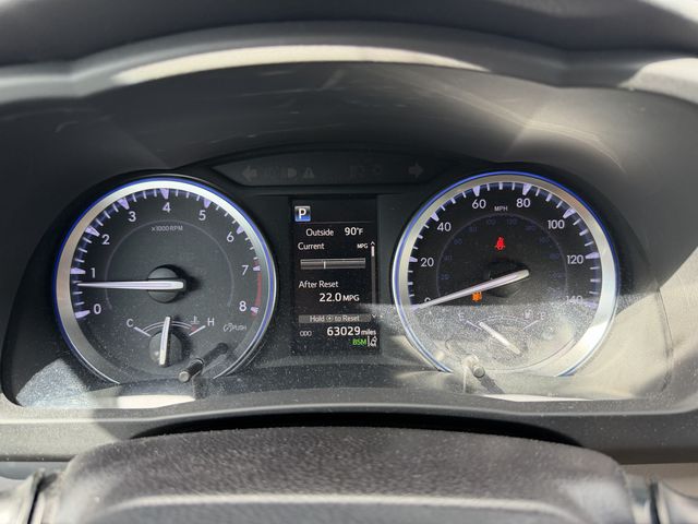 2019 Toyota Highlander XLE Silver at Toyota of Victoria