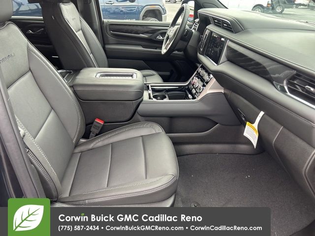 2024 GMC Yukon Denali 33