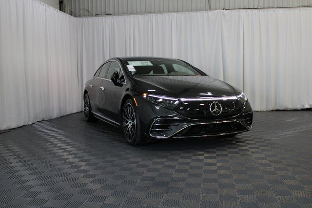 Used 2023 Black Mercedes-Benz 580 image 24