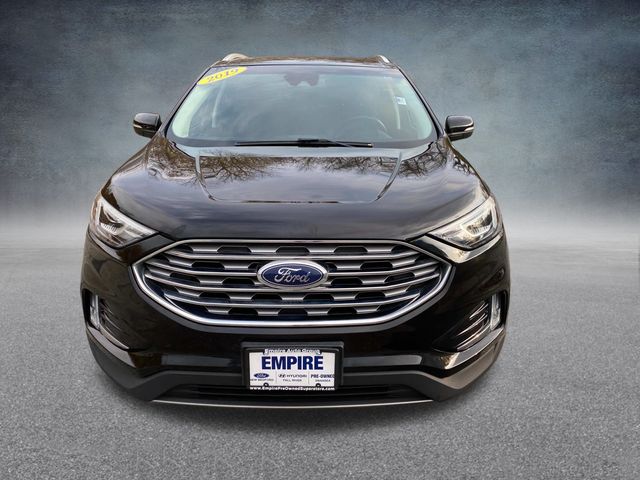 2019 Ford Edge Titanium 25