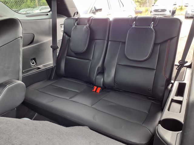 2024 Ford Explorer - Image 8