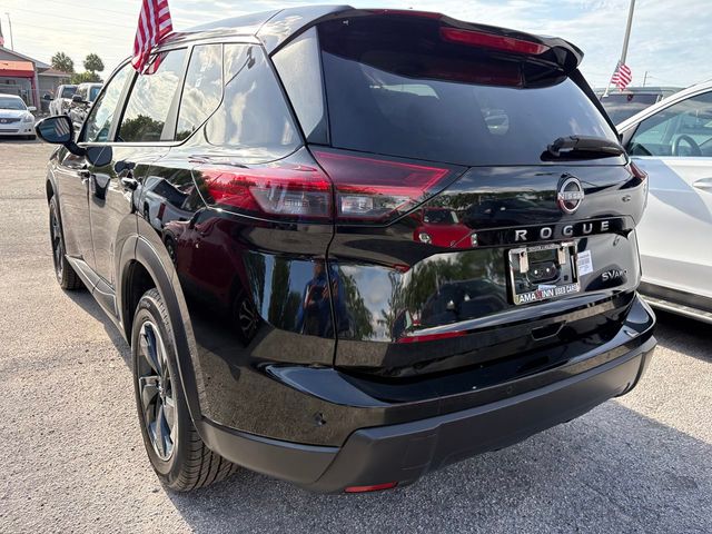 2024 Nissan Rogue SV - Photo 7