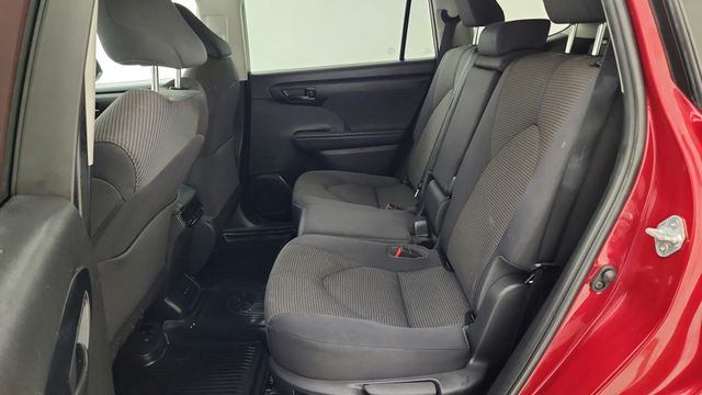 2022 Toyota Highlander Hybrid LE Red at Gullo Toyota