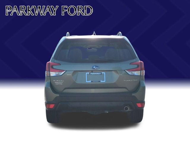 Used 2021 Green Subaru Limited image 4