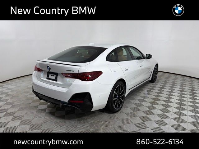 New 2026 White BMW xDrive40 image 7