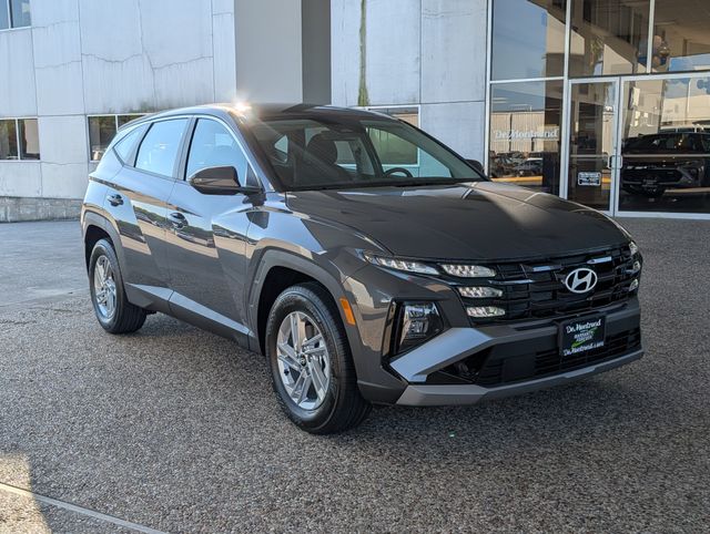 2026 Hyundai Tucson SE Gray at Baytown Hyundai