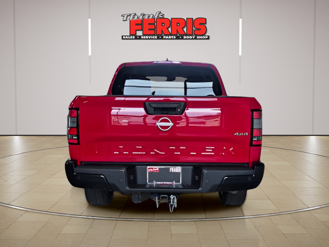 View vehicle photo 4